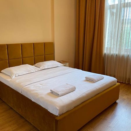 Avangard Qn Romana Apartment Lviv Luaran gambar