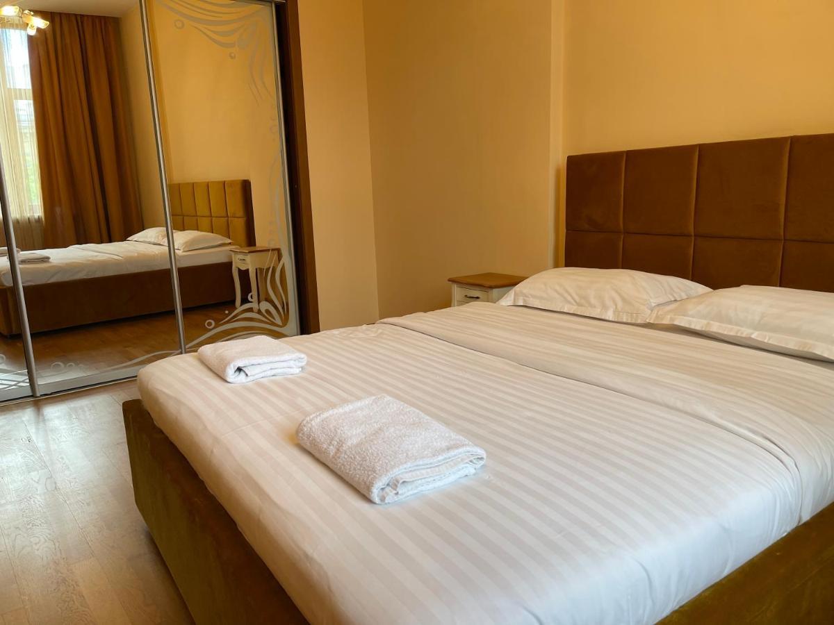 Avangard Qn Romana Apartment Lviv Luaran gambar
