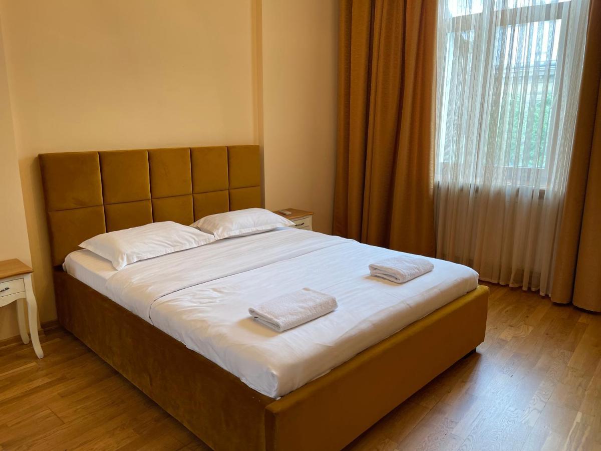 Avangard Qn Romana Apartment Lviv Luaran gambar