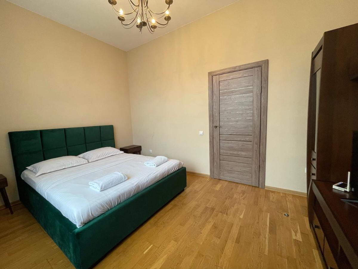 Avangard Qn Romana Apartment Lviv Luaran gambar